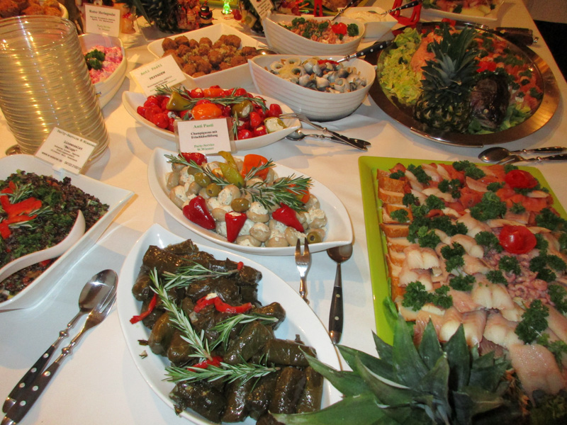 Unser Partyservice empfiehlt: Ein kleines Buffet mit Lachs